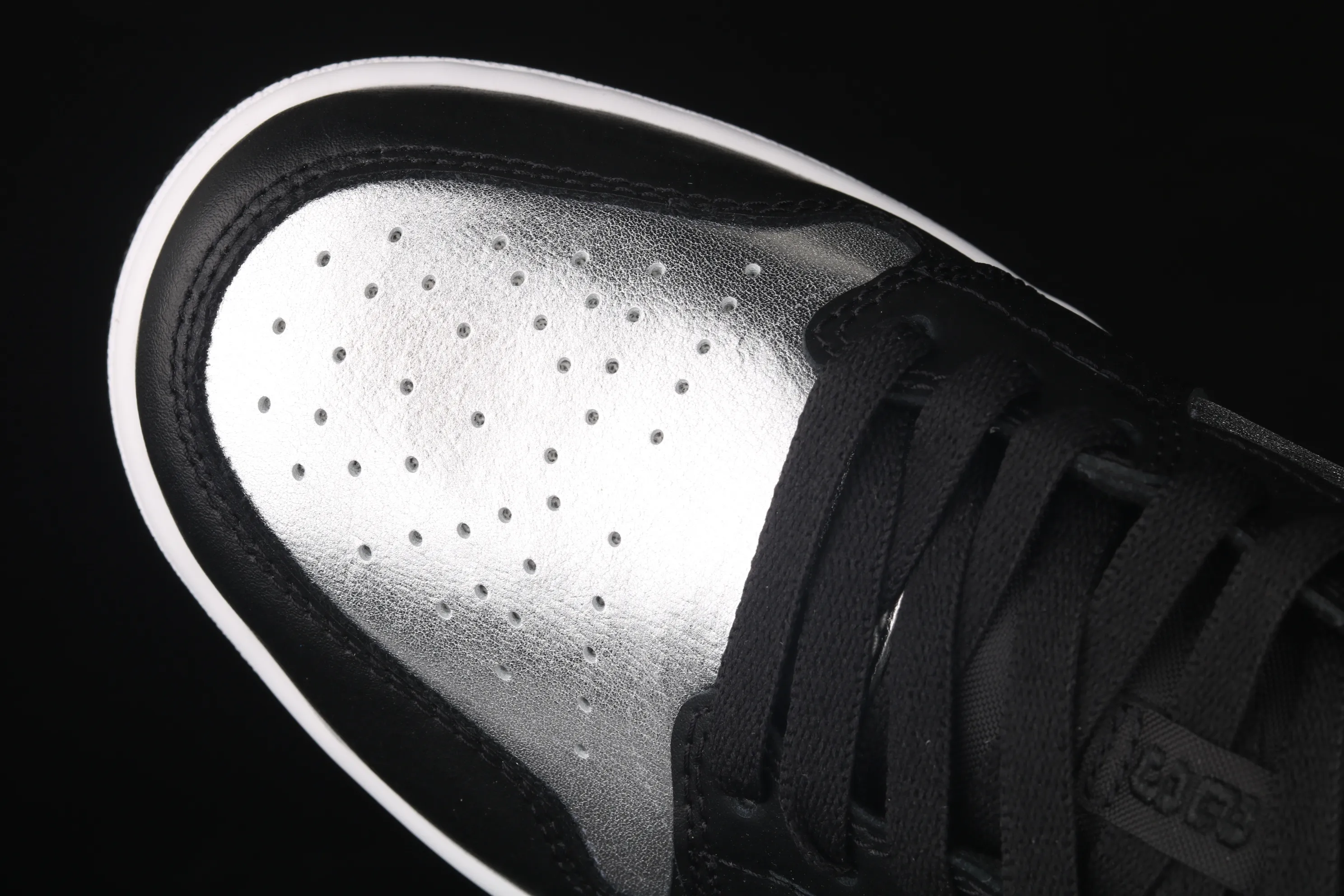All categories Air Jordan Jordan series basketball shoes Air Jordan 1 Low G version pure original Air Jordan 1 Low AJ1 Joe 1 low-top black silver cultural and leisure sports sneakers DA5551-001